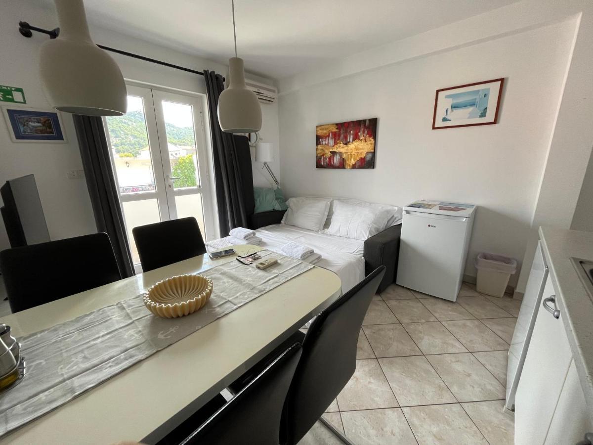La Fee Studio Apartment Hvar Town Exterior photo